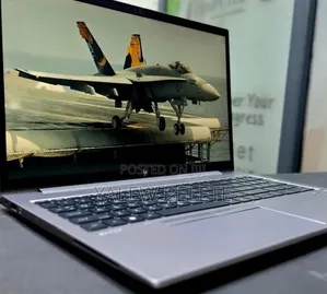 New Laptop HP ZBook Firefly G8 16GB Intel Core i5 SSD 512GB