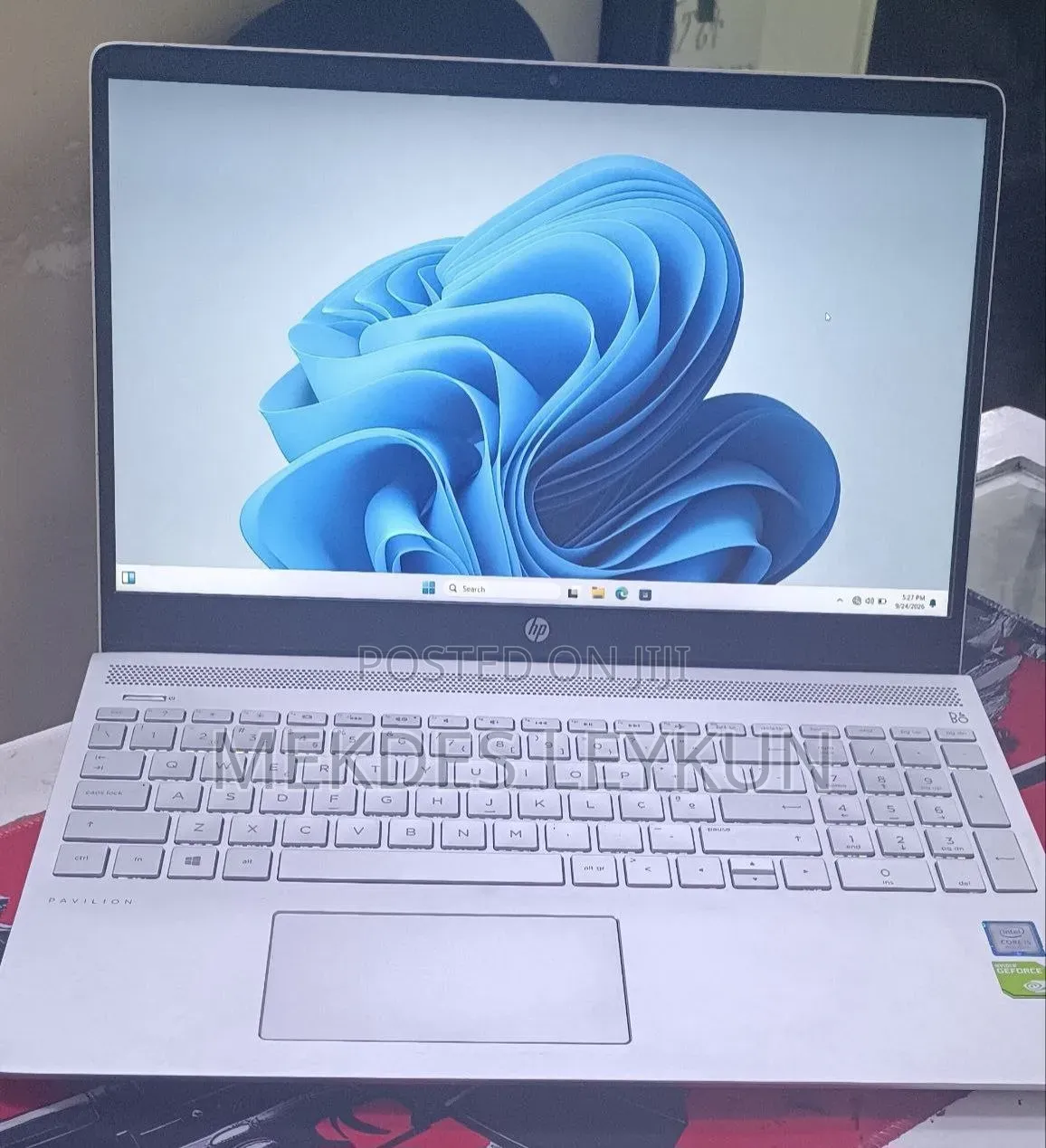 New Laptop HP Pavilion 15 8GB Intel Core i5 SSD 512GB
