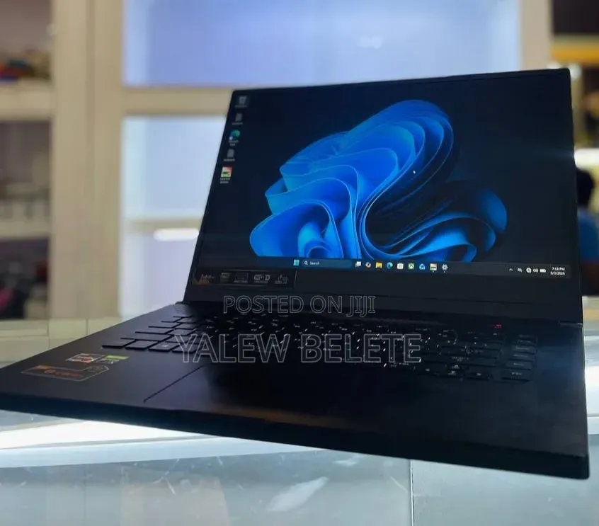 New Laptop Asus ROG Zephyrus G15 16GB AMD Ryzen 7 SSD 512GB