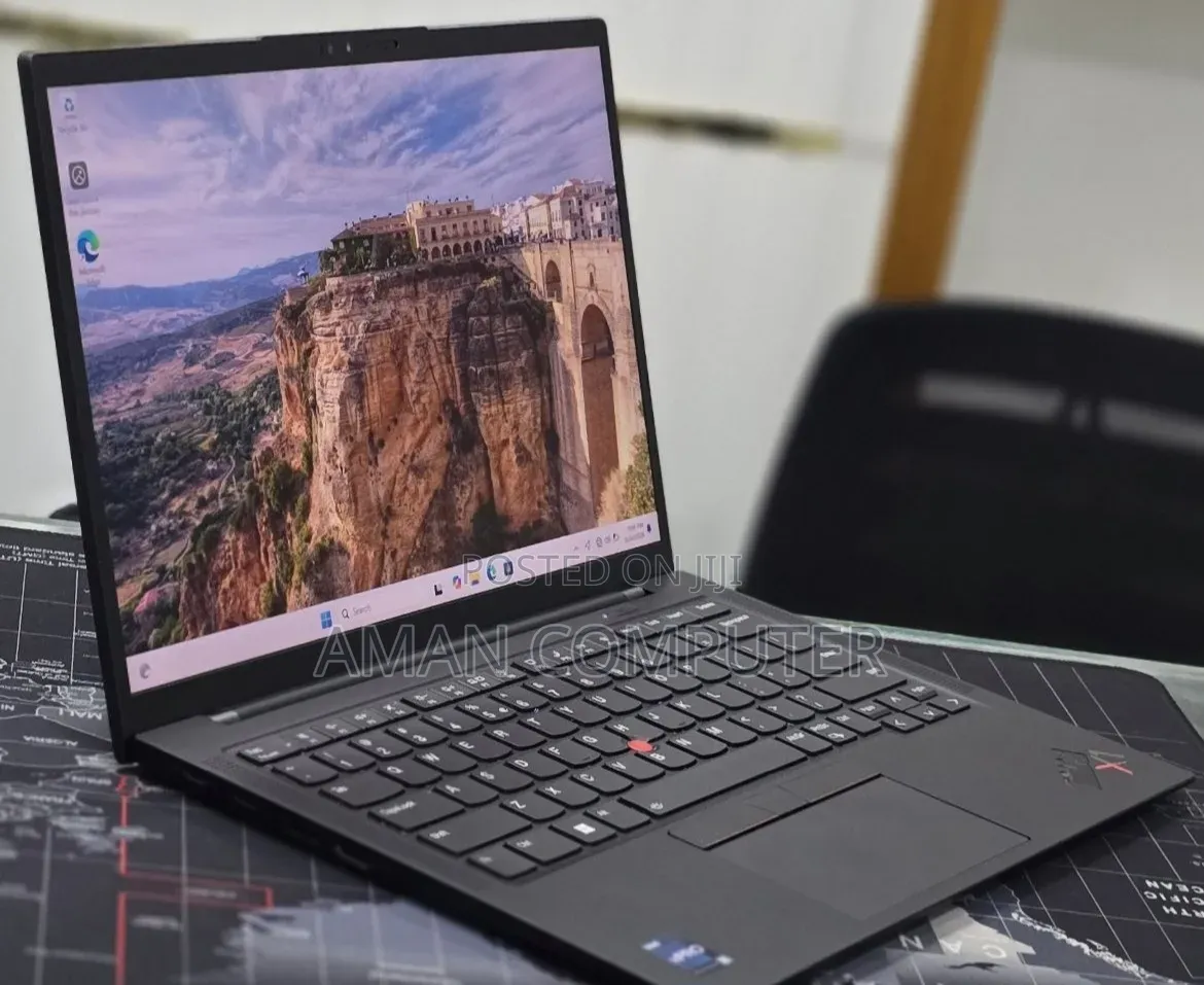New Laptop Lenovo ThinkPad X1 Carbon 16GB Intel Core i7 SSD 512GB