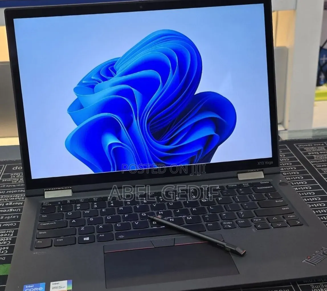 New Laptop Lenovo ThinkPad Yoga 16GB Intel Core i5 SSD 512GB
