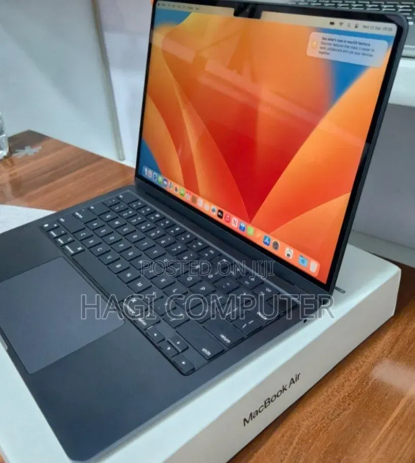 New Laptop Apple MacBook Air 2022 M2 8GB Apple M2 SSD 256GB