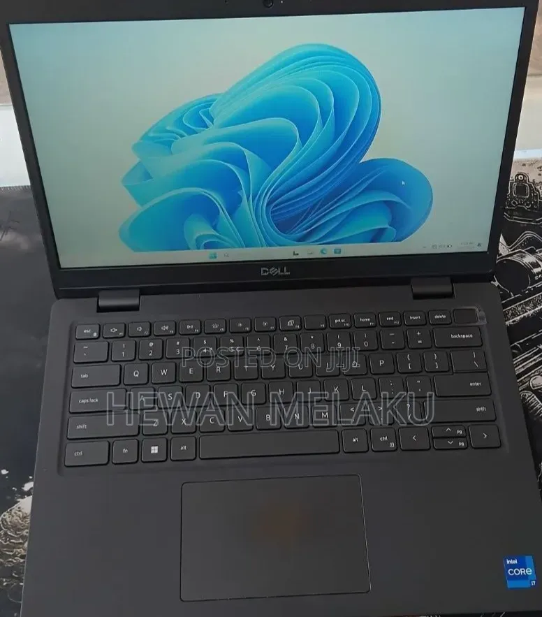 New Laptop Dell 16GB Intel Core i7 SSD 512GB