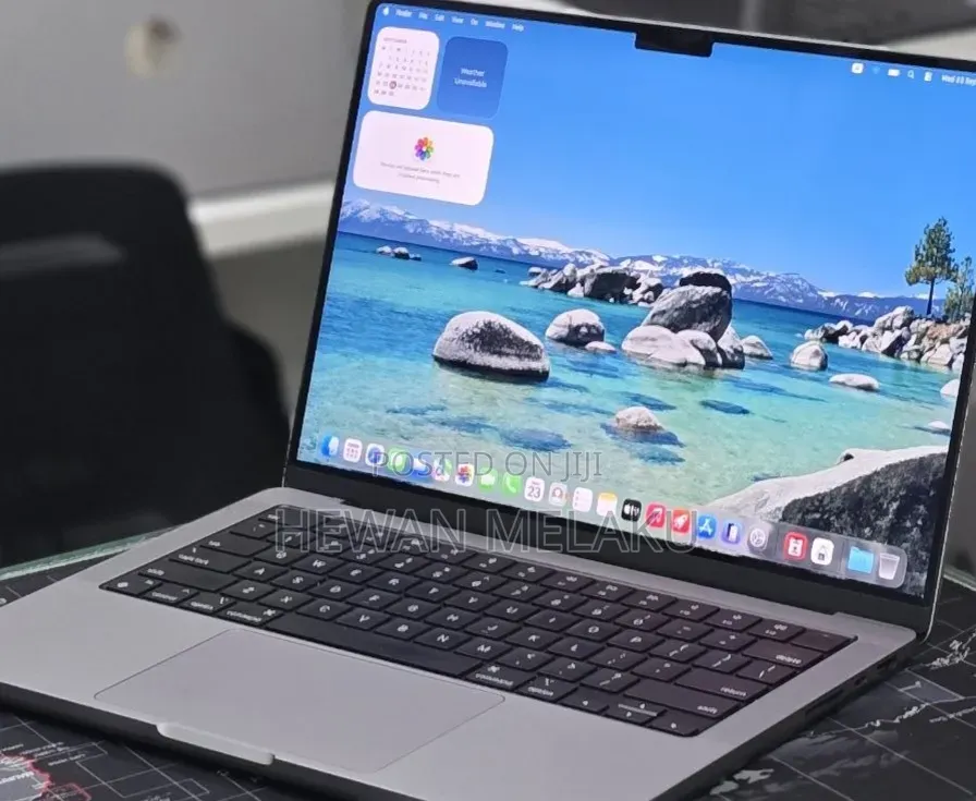 New Laptop Apple MacBook Pro 2021 M1 32GB Apple M1 Pro SSD 512GB