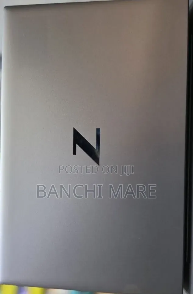 New Laptop HP ZBook Firefly G8 16GB Intel Core i5 SSD 512GB