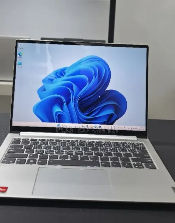 New Laptop HP EliteBook 830 G9 16GB Intel Core i5 SSD 512GB