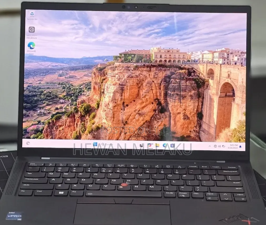 New Laptop Lenovo ThinkPad X1 Carbon 16GB Intel Core i7 SSD 512GB