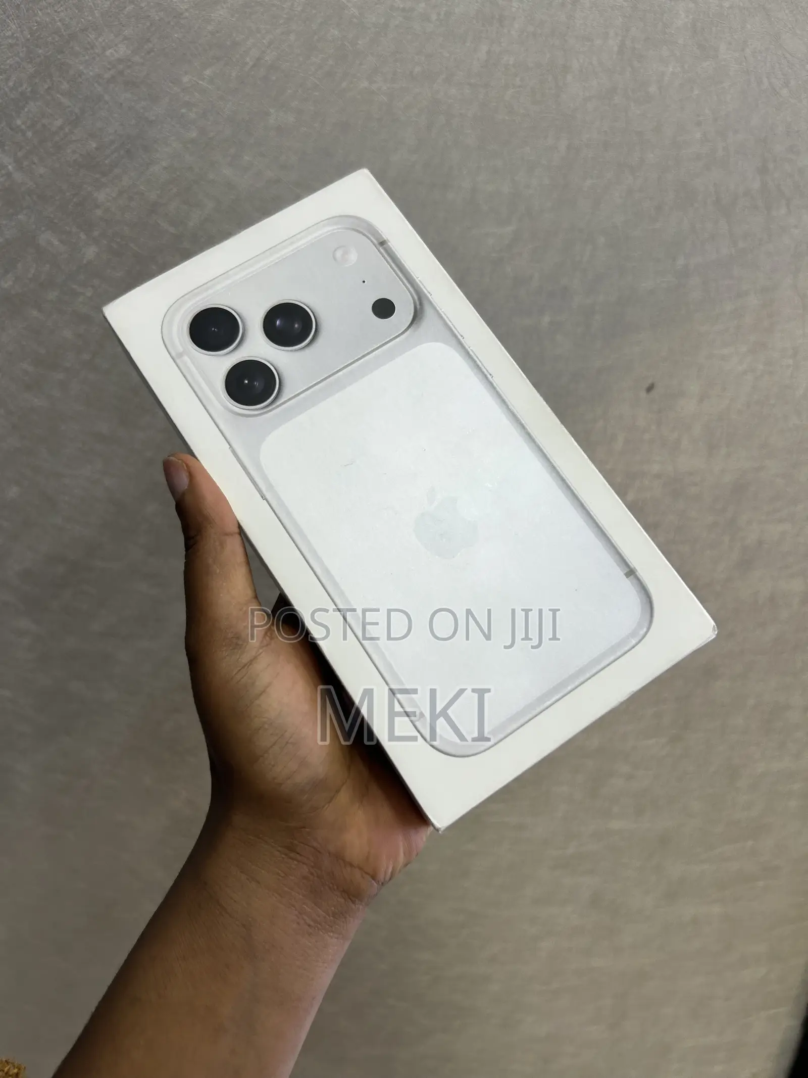 New Apple iPhone 17 Pro Max 256 GB Silver