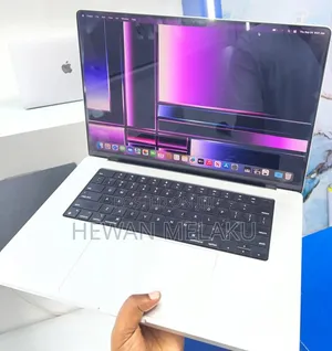New Laptop Apple MacBook Pro 2021 M1 16GB Apple M1 Pro SSD 512GB