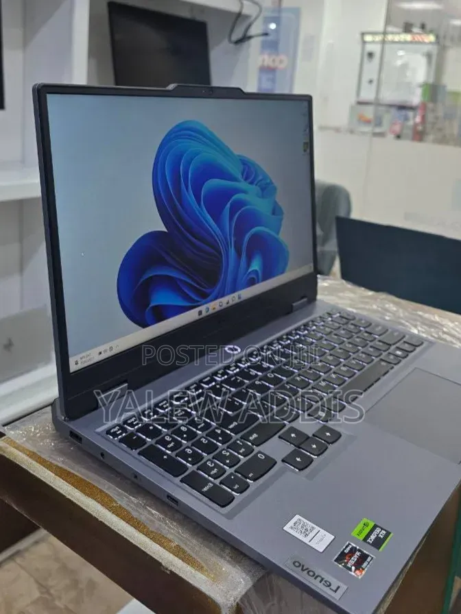 New Laptop Lenovo Legion 5 16GB AMD Ryzen 5 SSD 512GB