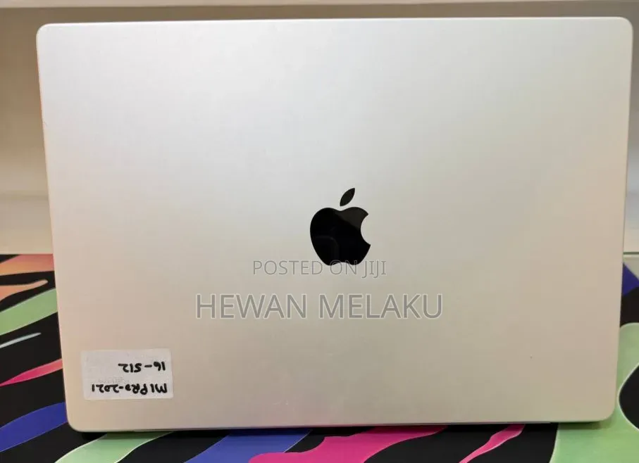 New Laptop Apple MacBook Pro 2021 M1 16GB Apple M1 Pro SSD 512GB