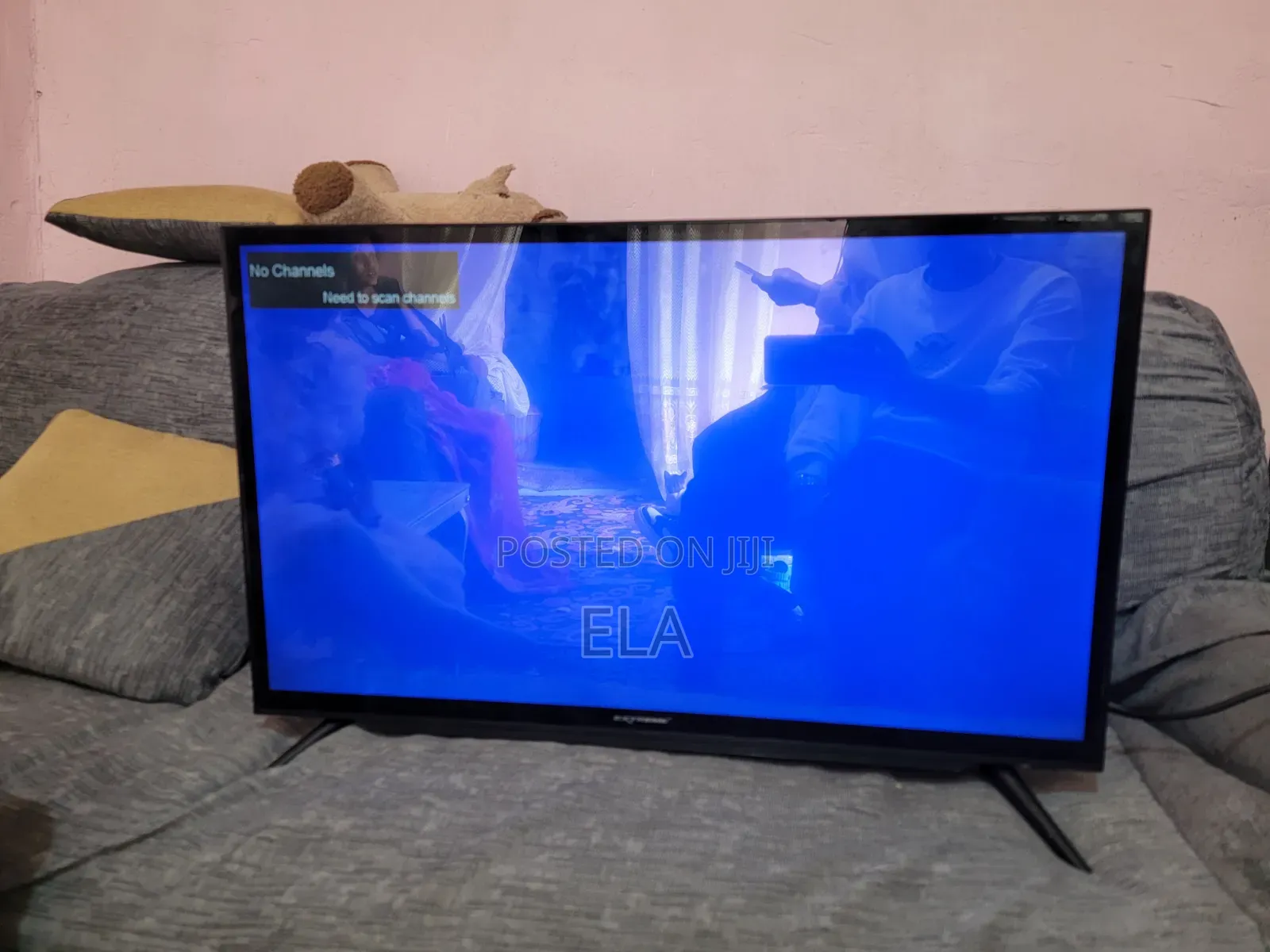 Extreme 32 Inch LED TV EX32DM