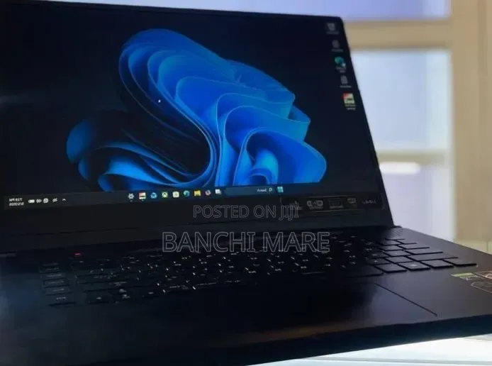 New Laptop Asus ROG Zephyrus G15 16GB AMD Ryzen 7 SSD 512GB
