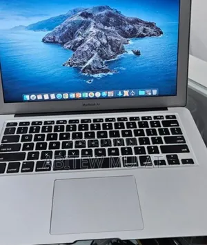 New Laptop Apple MacBook Air 2013 4GB Intel Core i5 SSD 128GB