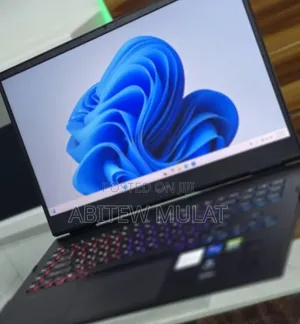 New Laptop HP Omen 17 16GB Intel Core i7 SSD 512GB