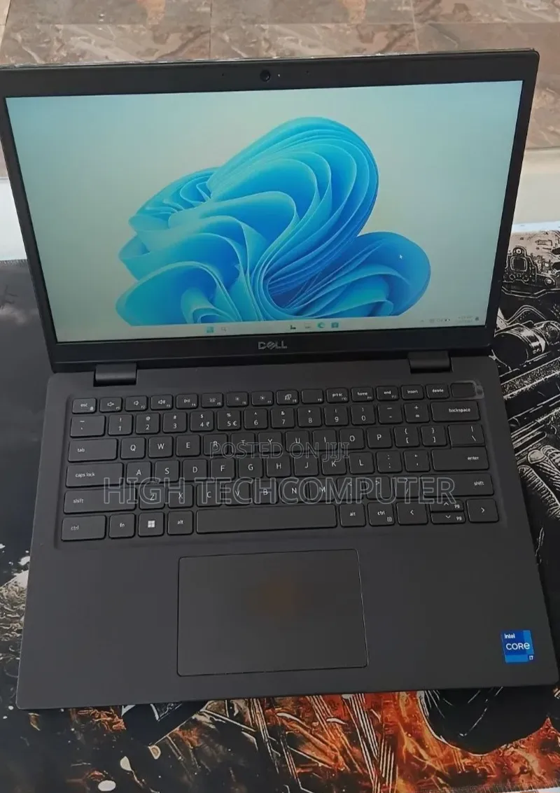 New Laptop Dell 16GB Intel Core i7 SSD 512GB