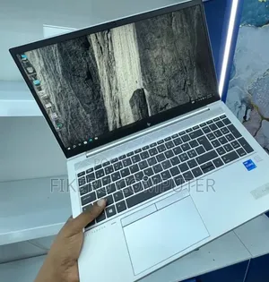 New Laptop HP EliteBook 850 G8 16GB Intel Core i5 SSD 512GB
