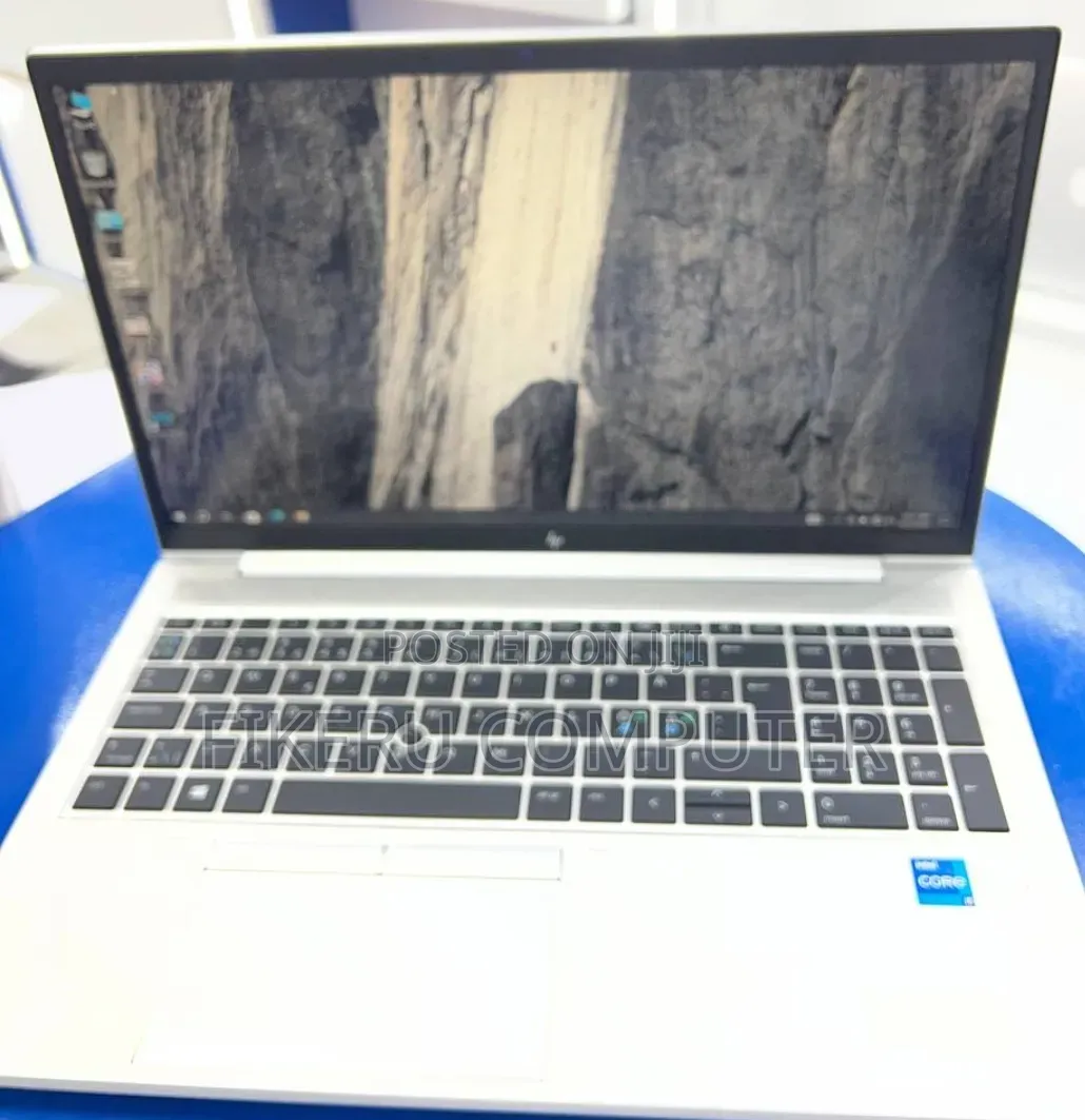 New Laptop HP EliteBook 850 G8 16GB Intel Core i5 SSD 512GB