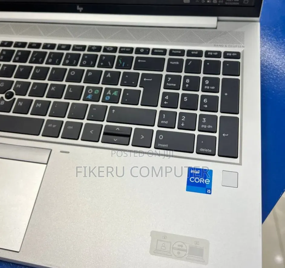New Laptop HP EliteBook 850 G8 16GB Intel Core i5 SSD 512GB