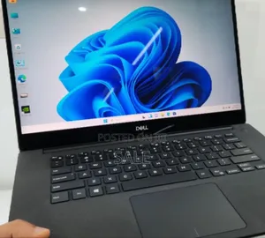 New Laptop Dell XPS 15 16GB Intel Core i7 SSD 512GB