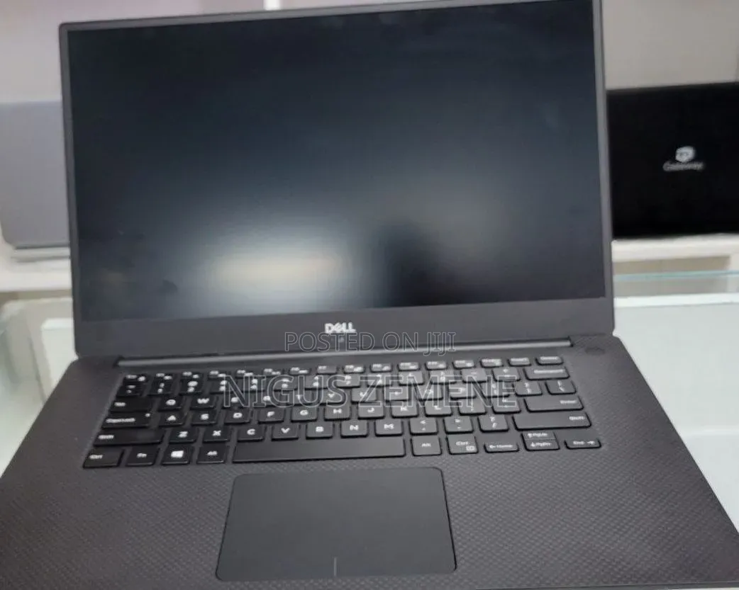 New Laptop Dell Precision 5530 16GB Intel Core i7 SSD 512GB