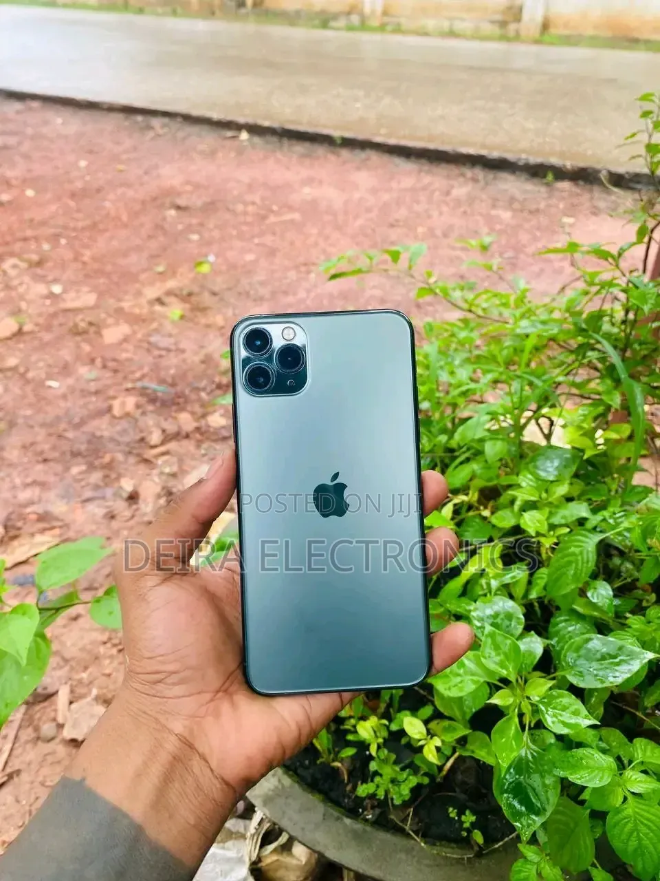 Apple iPhone 11 Pro Max 64 GB Green