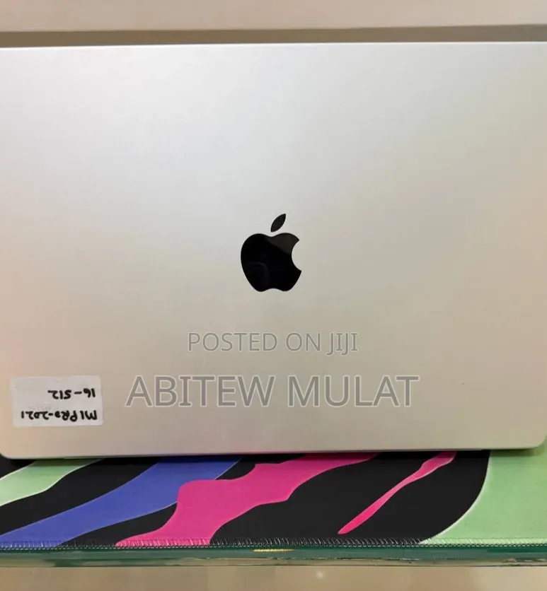 New Laptop Apple MacBook Pro 2021 M1 16GB Apple M1 Pro SSD 512GB