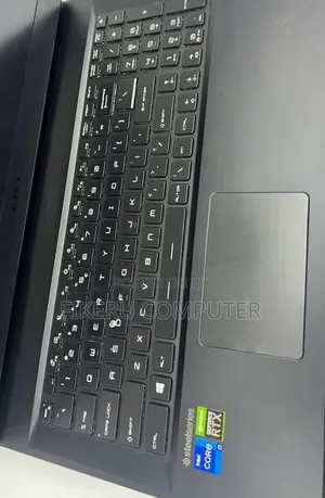 New Laptop MSI GP75 Leopard 16GB Intel Core i7 SSD 1T