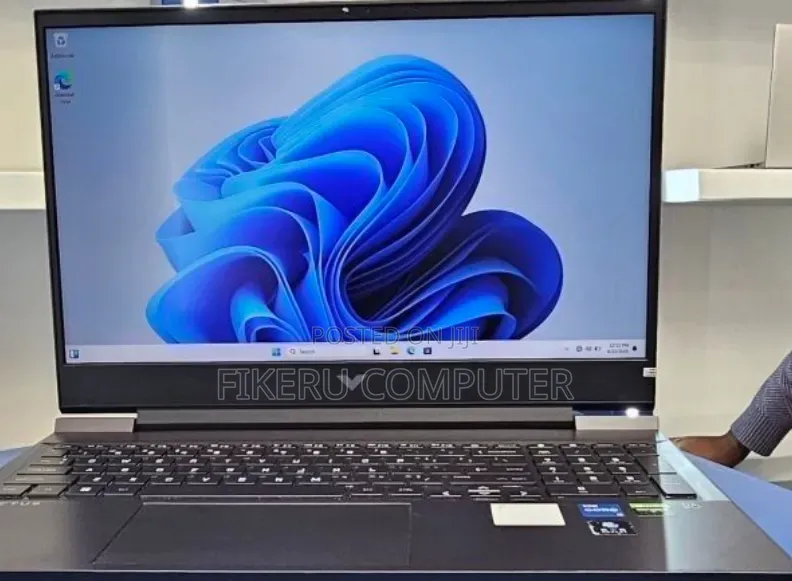New Laptop HP Victus 15 16GB Intel Core i5 SSD 512GB