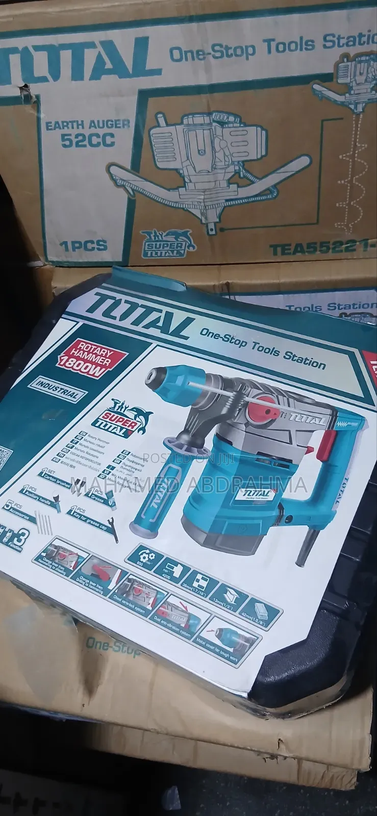 Total 1800 W Rotary Hammer Drill