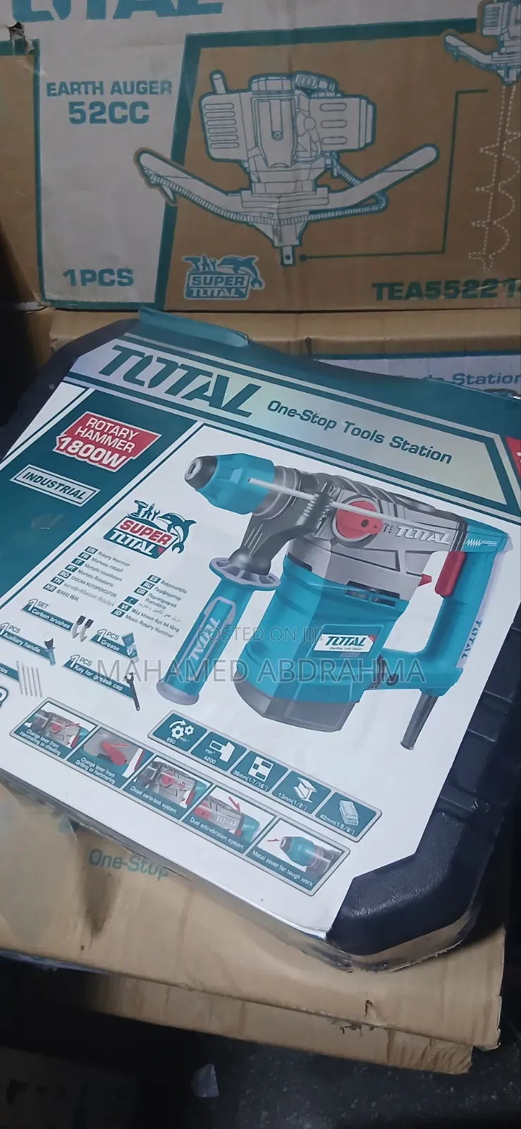 Total 1800 W Rotary Hammer Drill