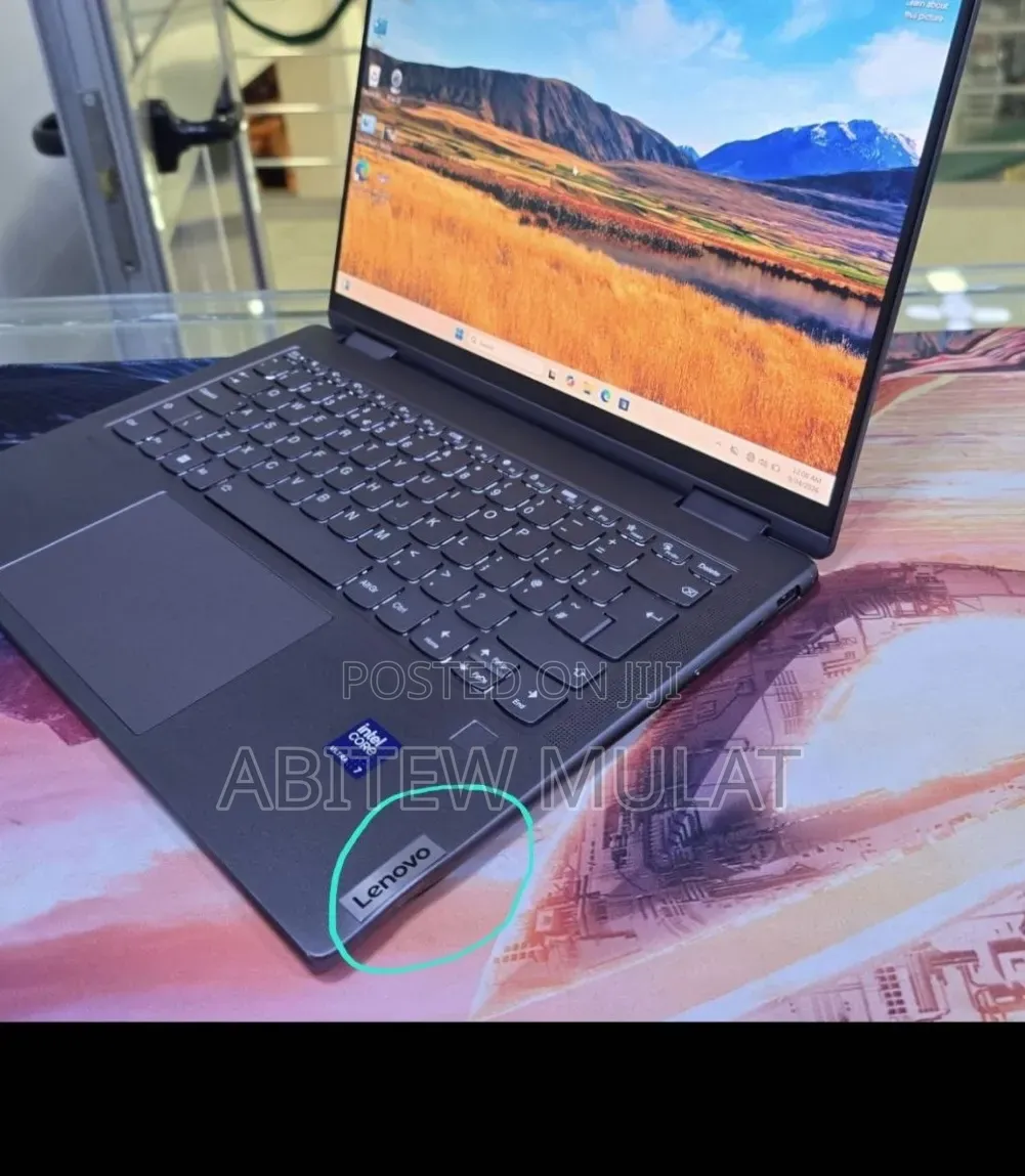 New Laptop Lenovo Yoga 7i 16GB Intel Core Ultra 7 SSD 512GB