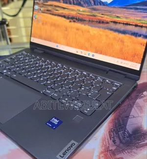 New Laptop Lenovo Yoga 7i 16GB Intel Core Ultra 7 SSD 512GB