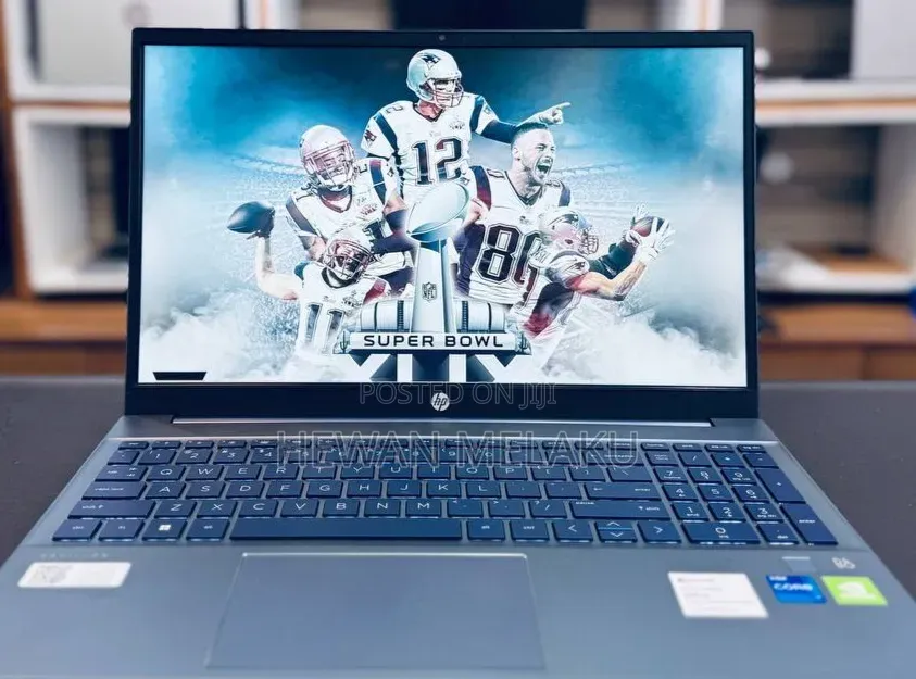 New Laptop HP Pavilion 15 16GB Intel Core i7 SSD 512GB