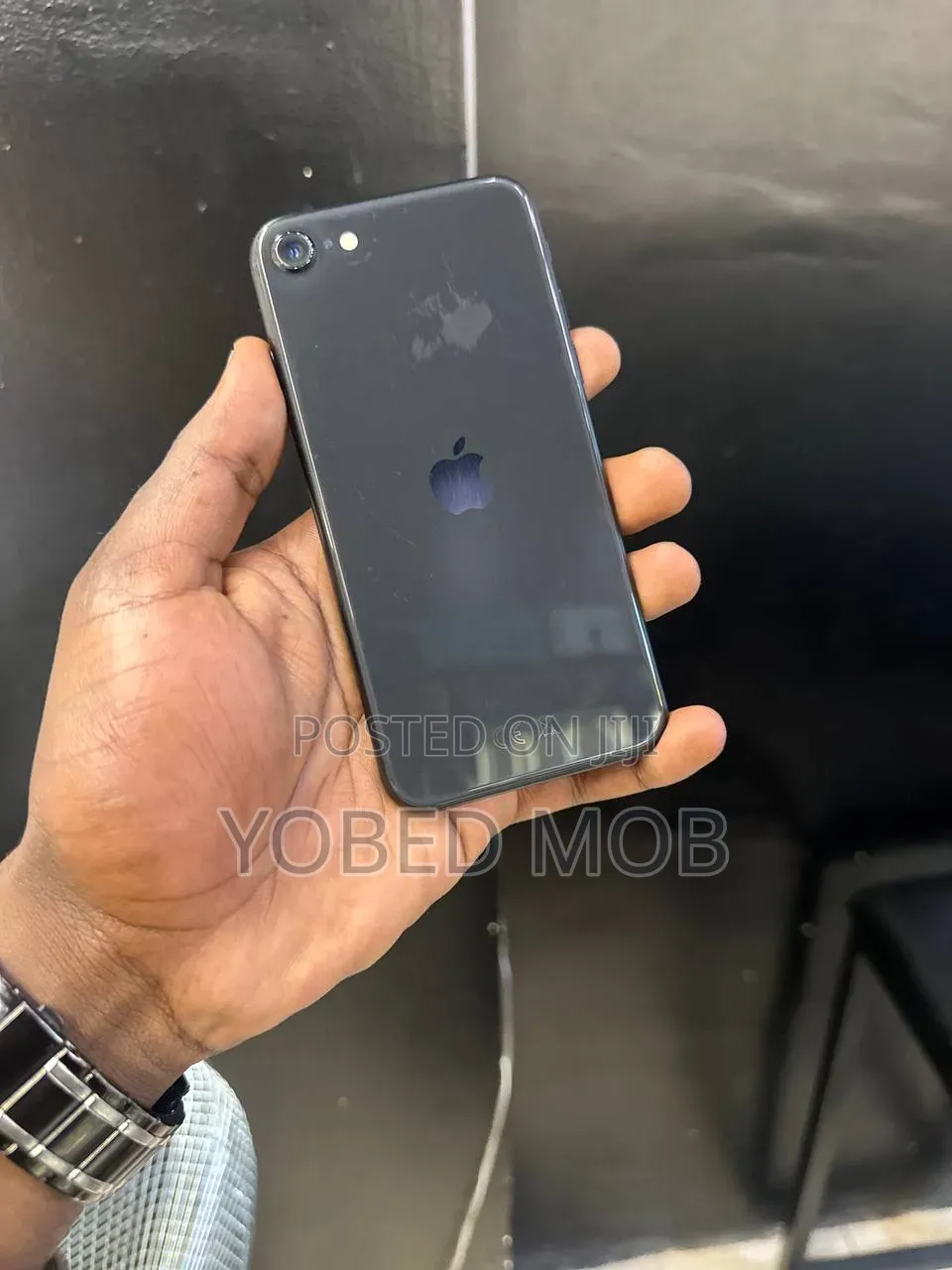 Apple iPhone SE 64 GB