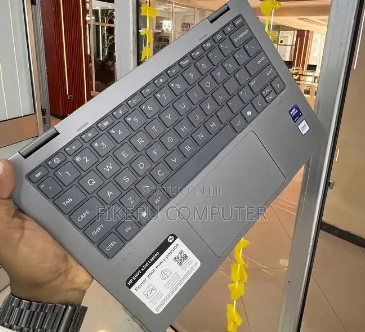 New Laptop HP Envy x360 32GB Intel Core Ultra 7 SSD 1T