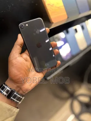 Apple iPhone SE 64 GB