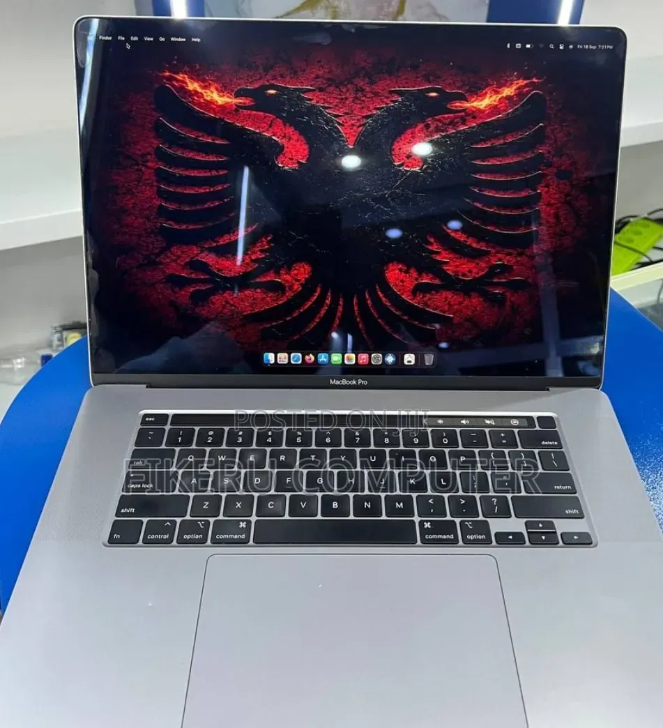 New Laptop Apple MacBook Pro 2019 32GB Intel Core i9 SSD 1T