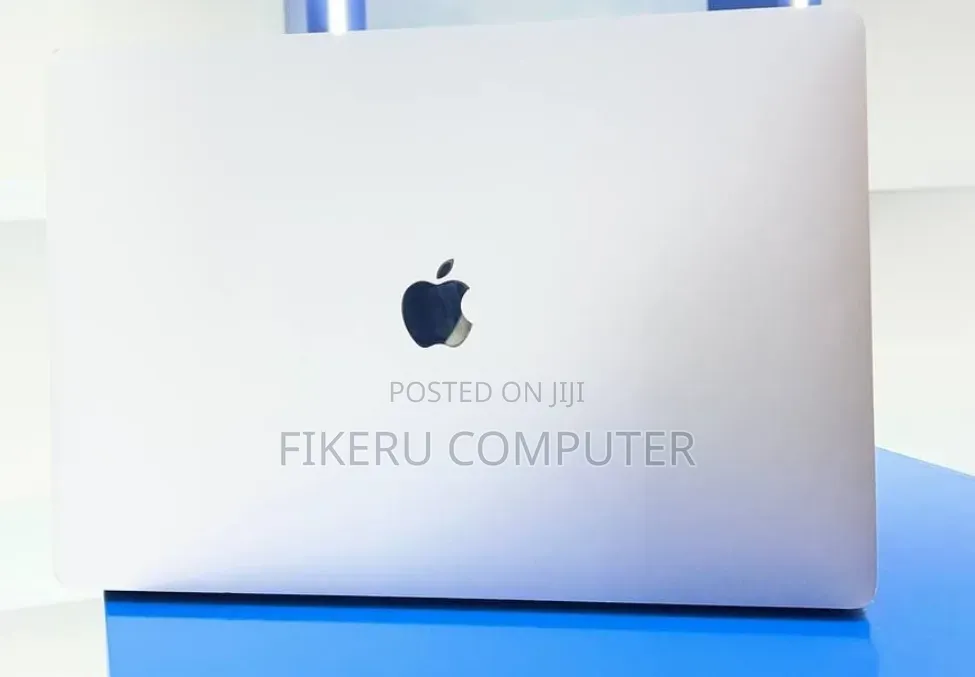 New Laptop Apple MacBook Pro 2019 32GB Intel Core i9 SSD 1T