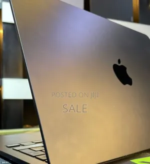 New Laptop Apple MacBook Air 2022 M2 8GB Apple M2 SSD 512GB
