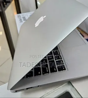 New Laptop Apple MacBook Air 2013 4GB Intel Core i5 SSD 128GB