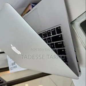 New Laptop Apple MacBook Air 2013 4GB Intel Core i5 SSD 128GB