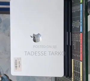 New Laptop Apple MacBook Air 2025 M4 16GB Apple M4 SSD 256GB