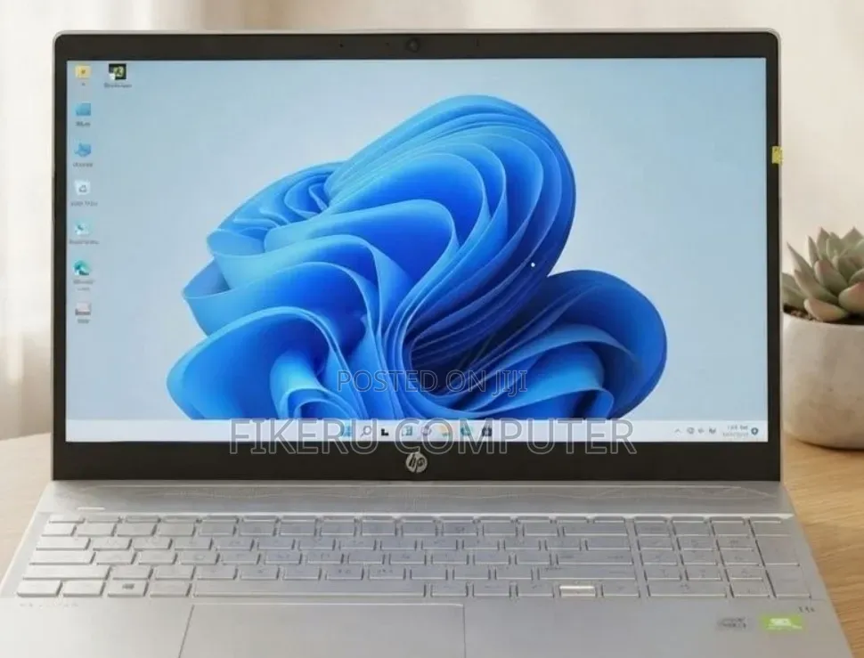 New Laptop HP Pavilion 14 16GB Intel Core i7 SSD 512GB