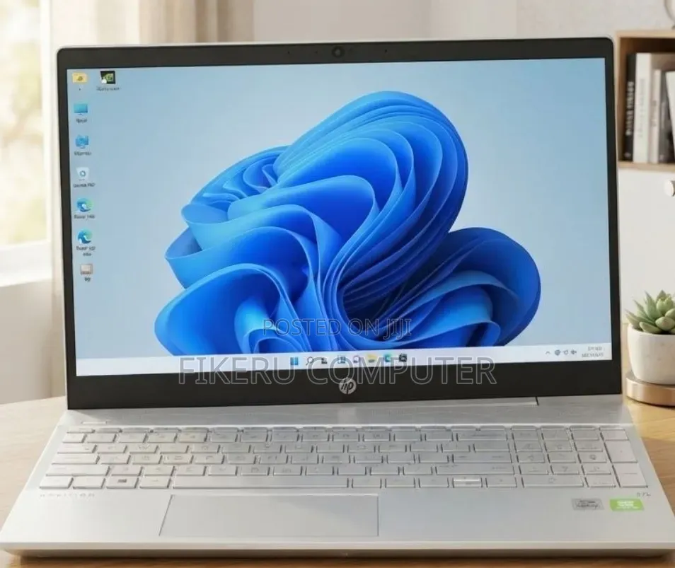New Laptop HP Pavilion 14 16GB Intel Core i7 SSD 512GB