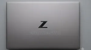 New Laptop HP ZBook Firefly G8 16GB Intel Core i7 SSD 512GB
