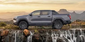 New Toyota Hilux 2026 Gray