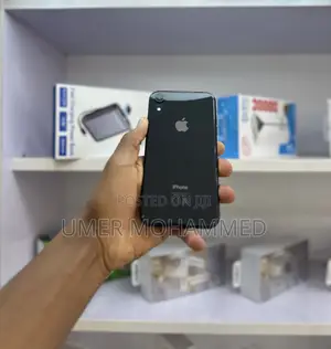 Apple iPhone XR 64 GB Black