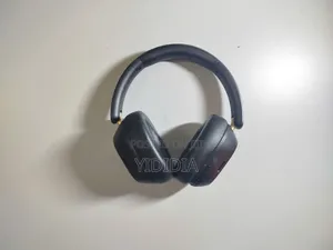 UGREEN HiTune Max5c Hybrid ANC Wireless Headphones