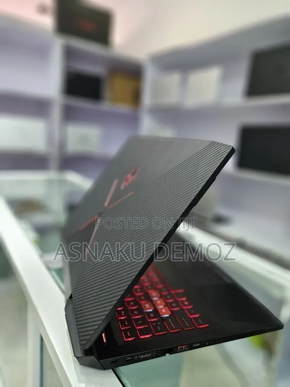 New Laptop HP Omen 15 8GB Intel Core i5 SSD 128GB